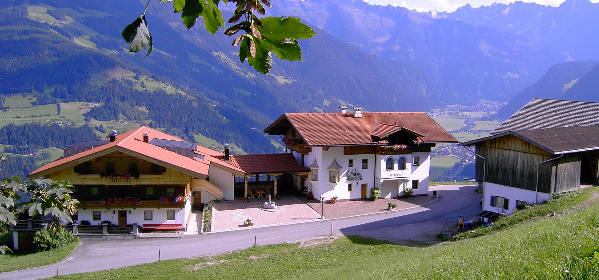 breierhof_somer-header-haus